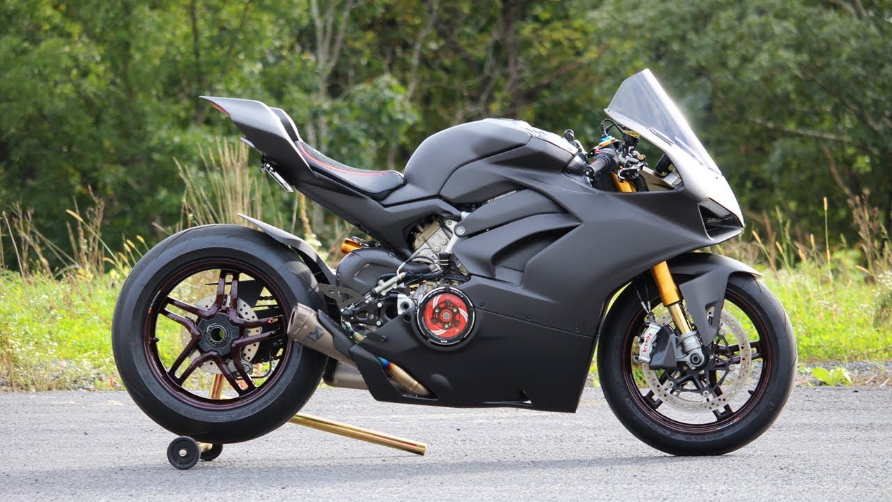 Conquer the Track with the Panigale V4 Carbon Fiber